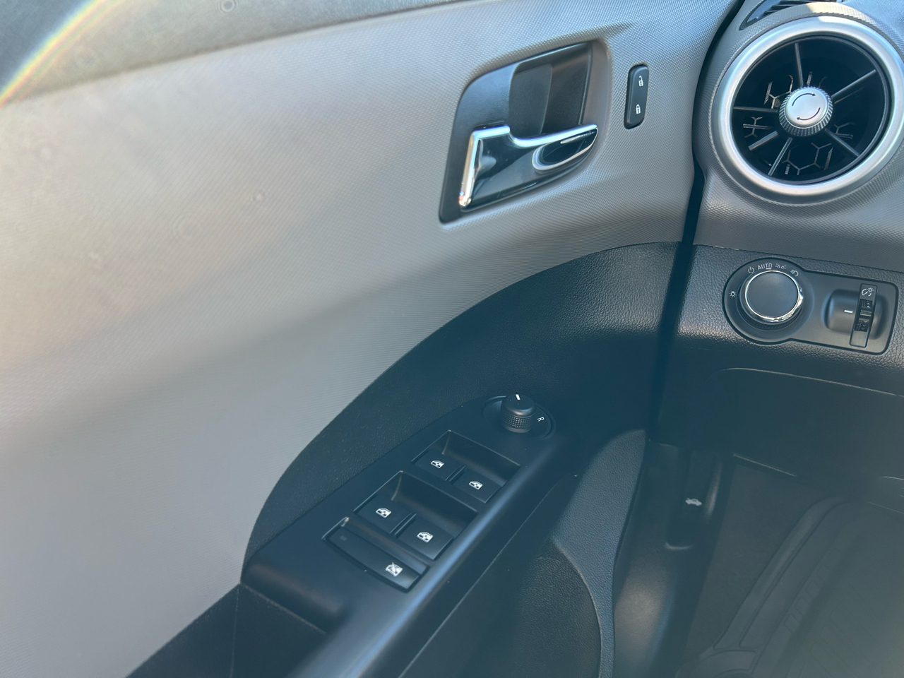 Chevrolet Sonic LT Auto Sedan 2018