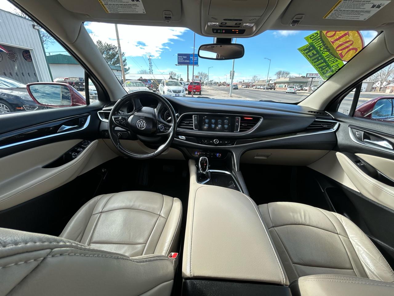 Buick Enclave Essence AWD 2018