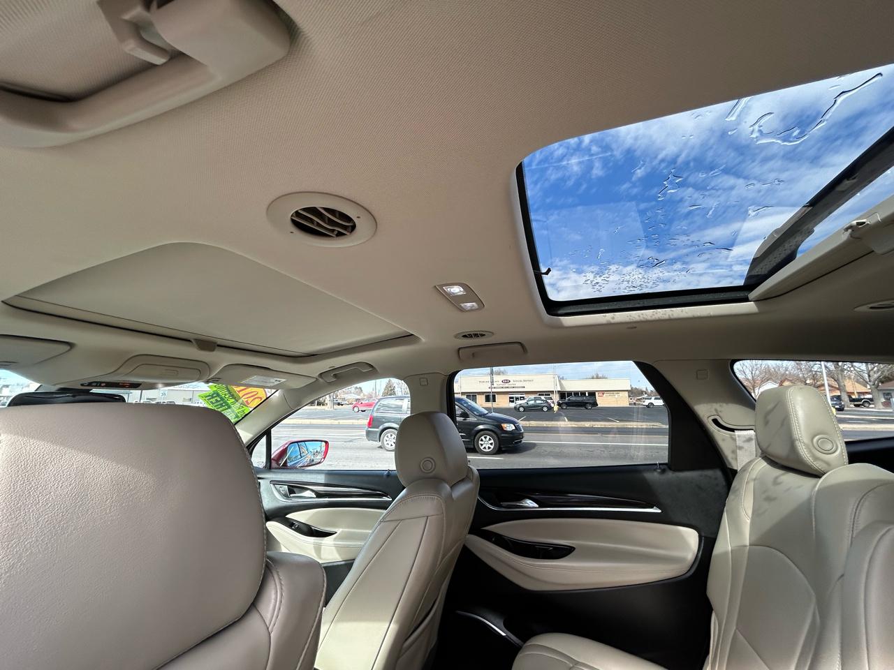 Buick Enclave Essence AWD 2018