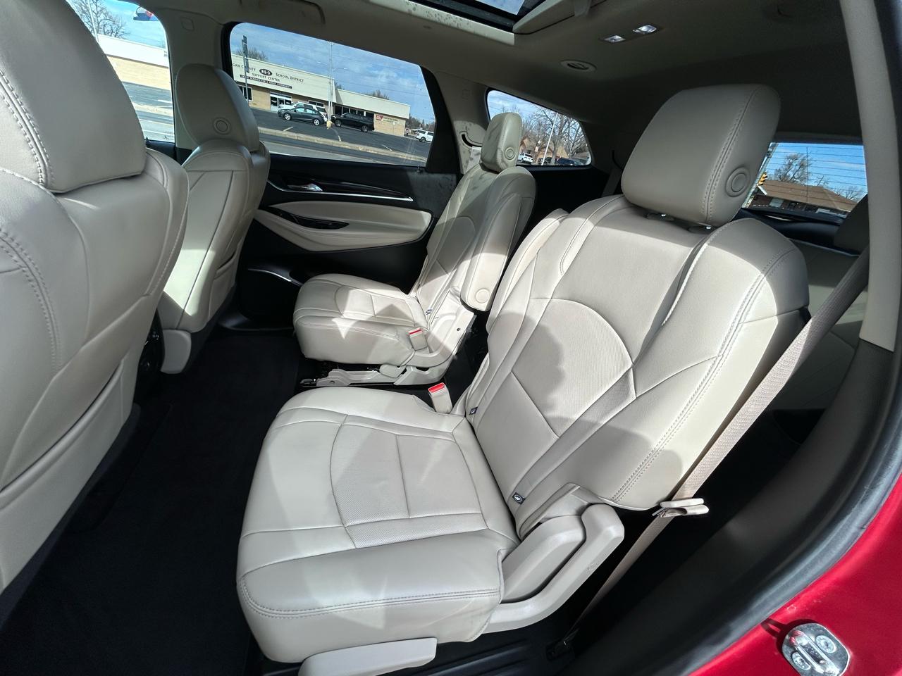 Buick Enclave Essence AWD 2018