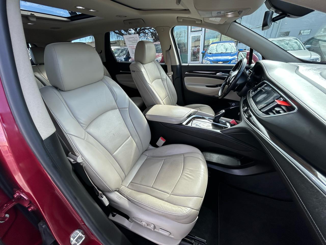 Buick Enclave Essence AWD 2018