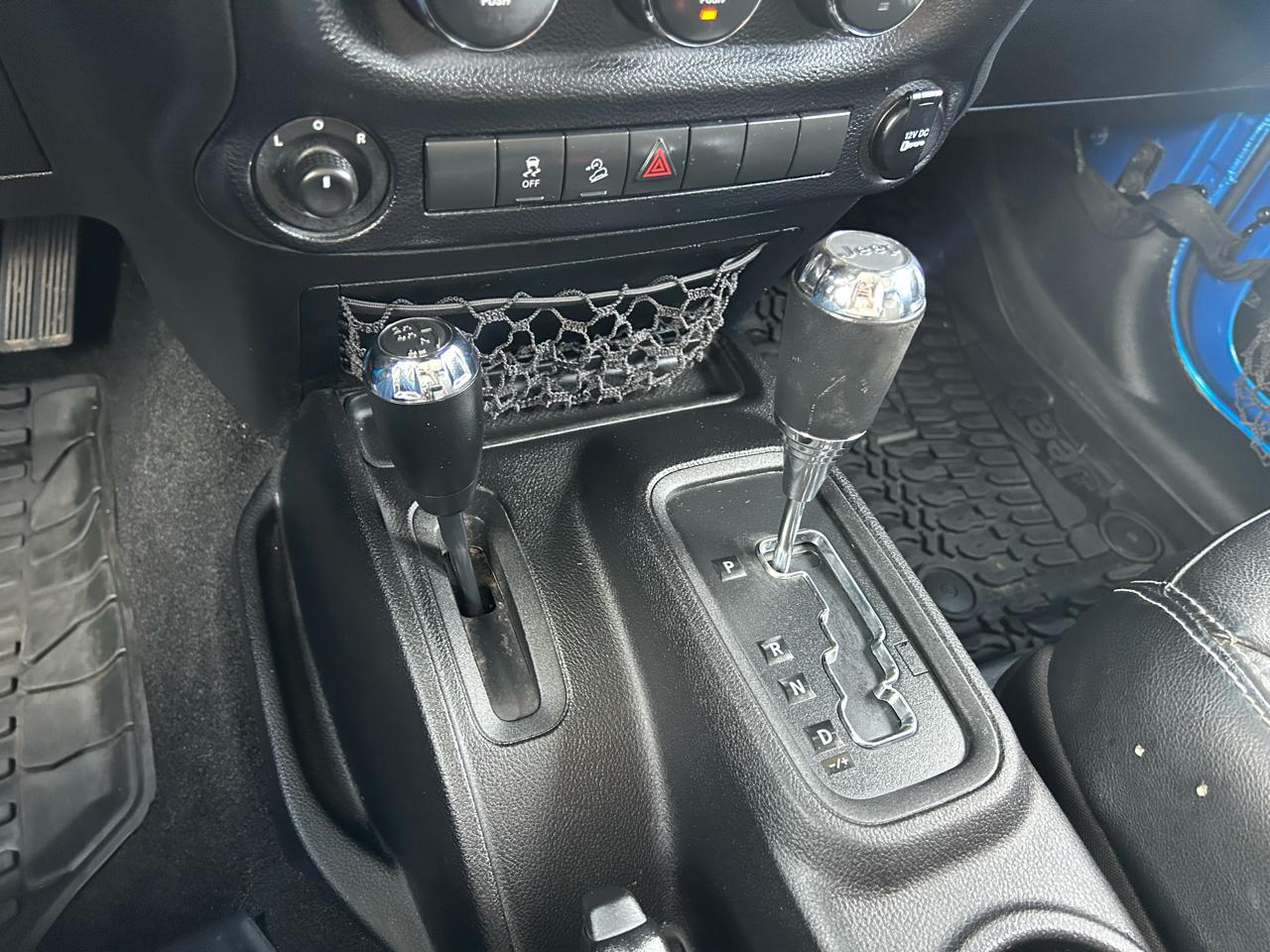 Jeep Wrangler Unlimited Freedom 4x4 2014