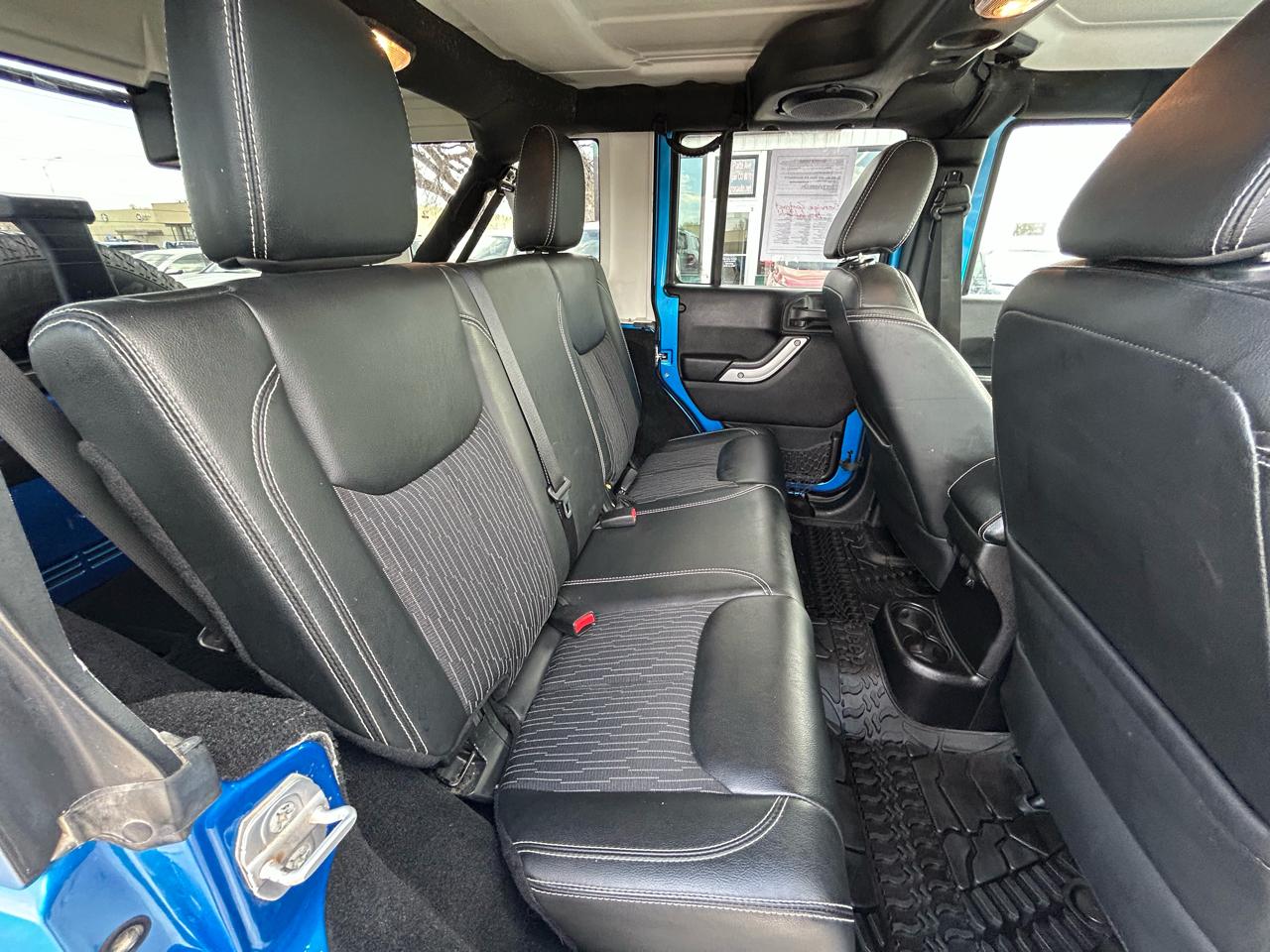 Jeep Wrangler Unlimited Freedom 4x4 2014