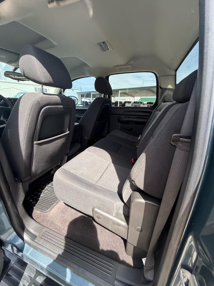 Chevrolet Silverado 1500 LS Crew Cab Short Box 4WD 2012