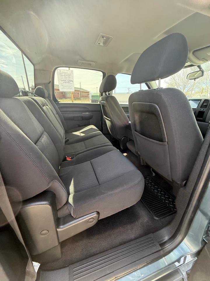 Chevrolet Silverado 1500 LS Crew Cab Short Box 4WD 2012