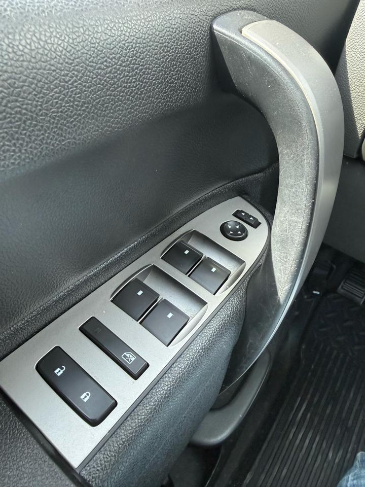 Chevrolet Silverado 1500 LS Crew Cab Short Box 4WD 2012