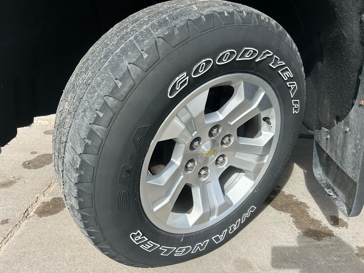 Chevrolet Silverado 1500 1LT Crew Cab 4WD 2014