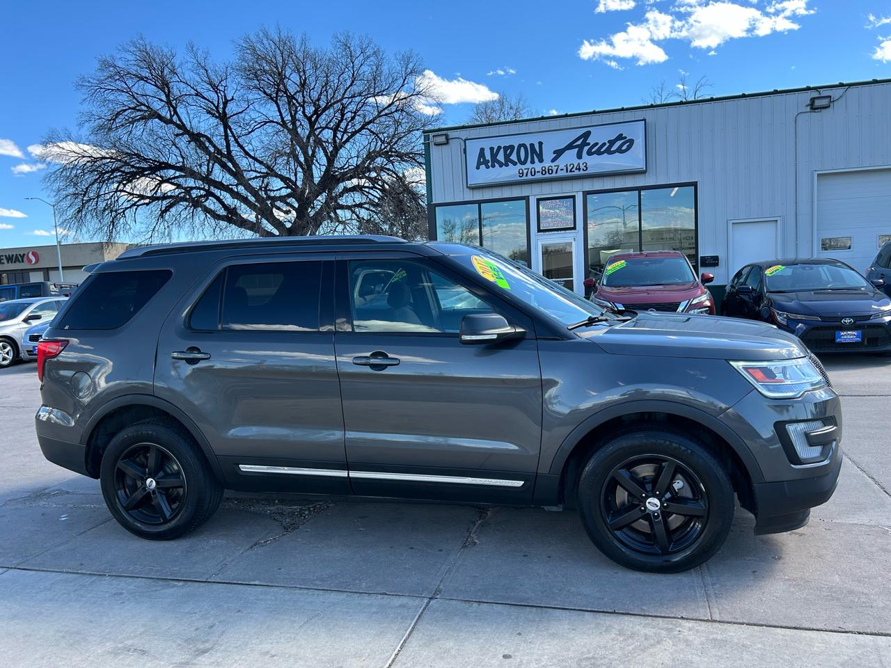 Ford Explorer XLT 4WD 2017