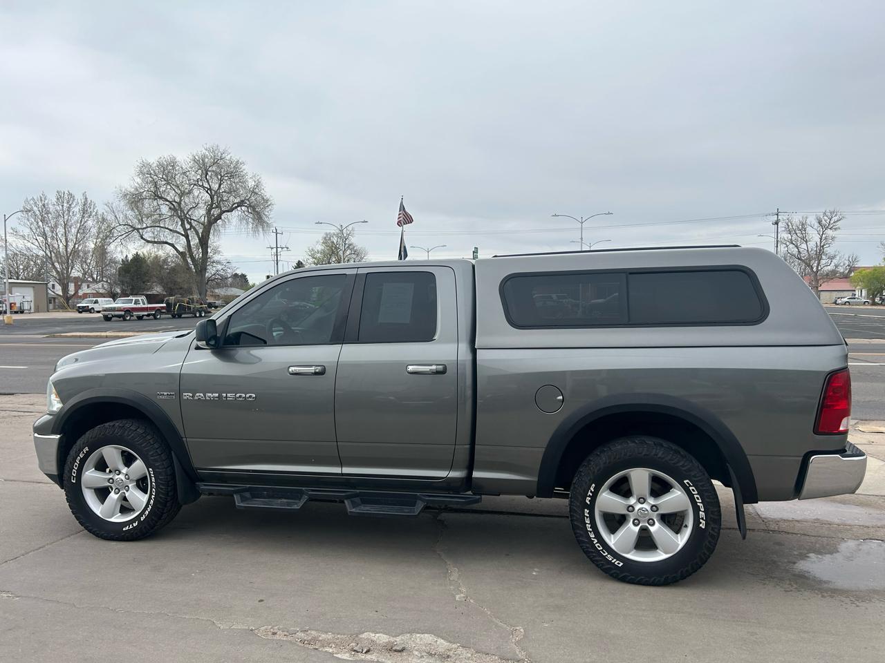 RAM 1500 SLT Quad Cab 4WD 2012
