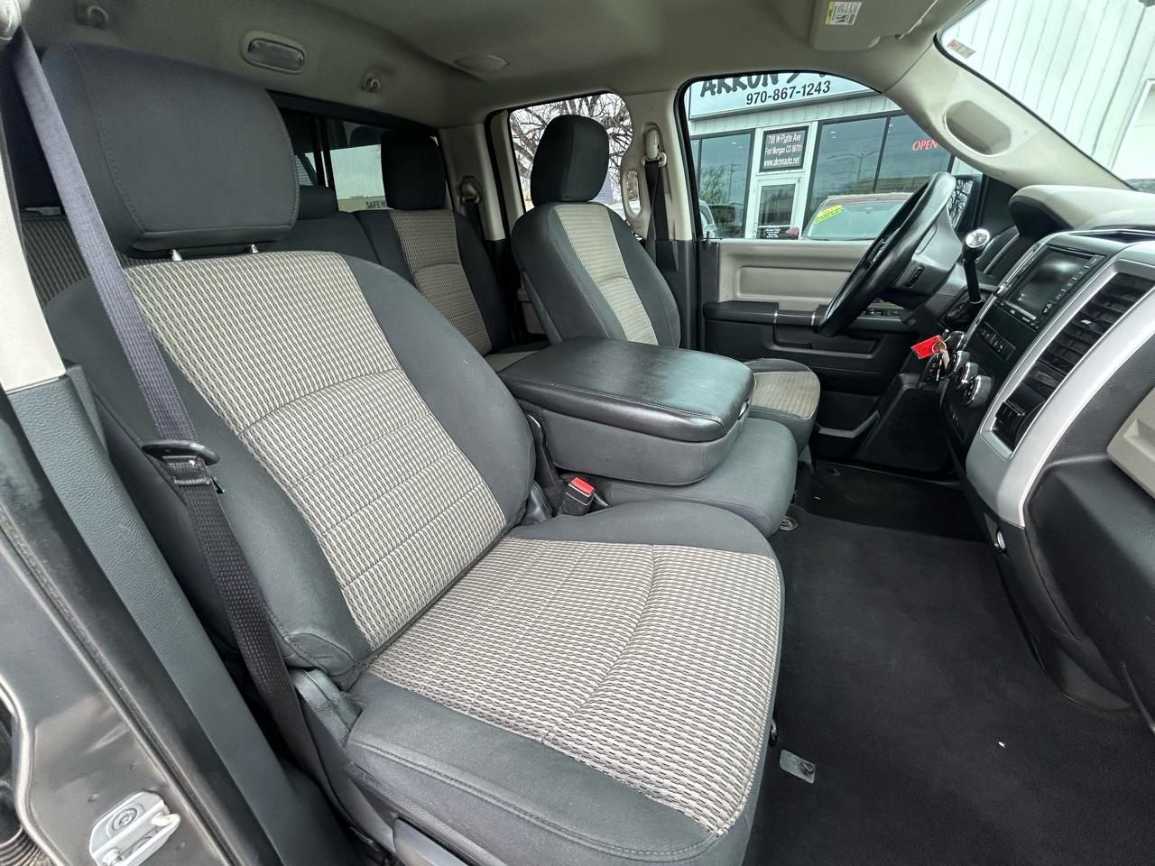 RAM 1500 SLT Quad Cab 4WD 2012