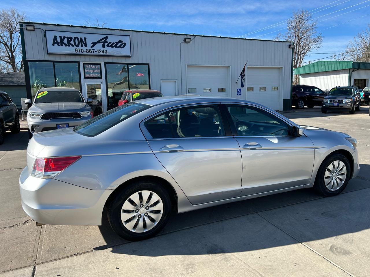Honda Accord LX sedan AT 2010