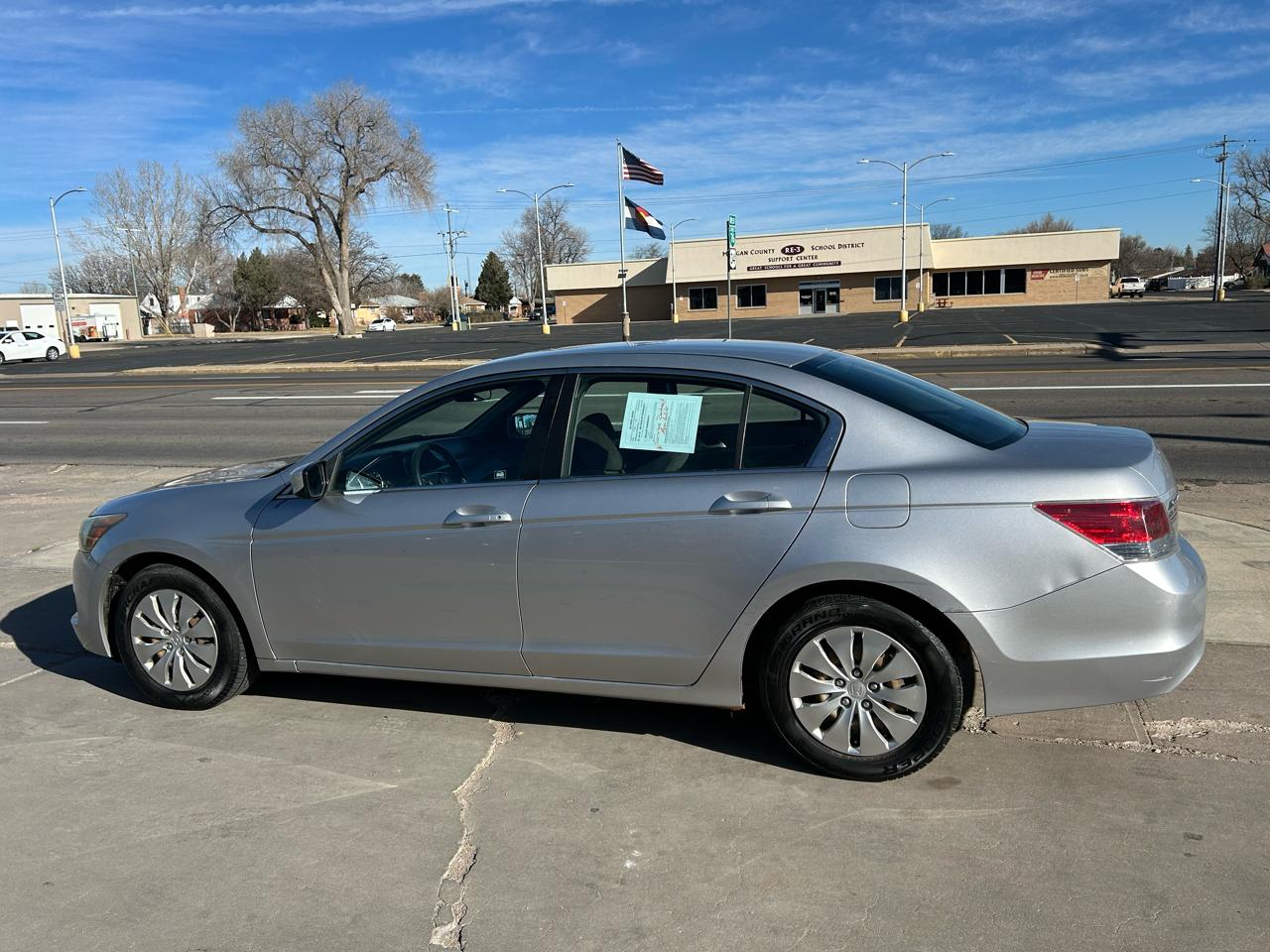 Honda Accord LX sedan AT 2010