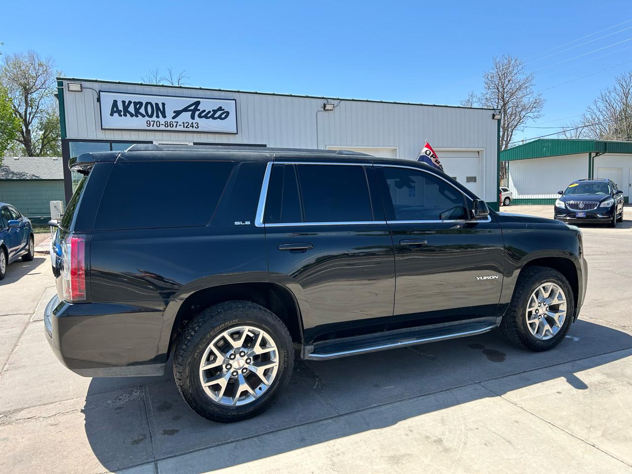 GMC Yukon SLE 4WD 2017