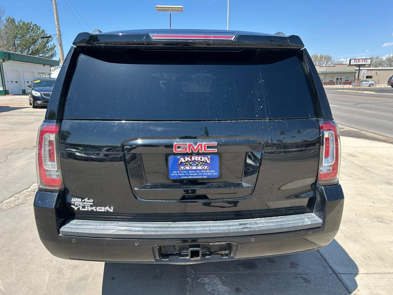 GMC Yukon SLE 4WD 2017