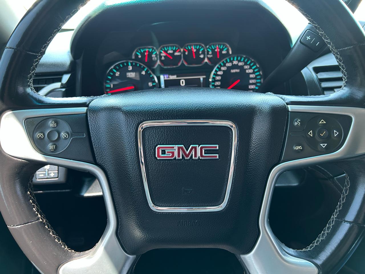 GMC Yukon SLE 4WD 2017
