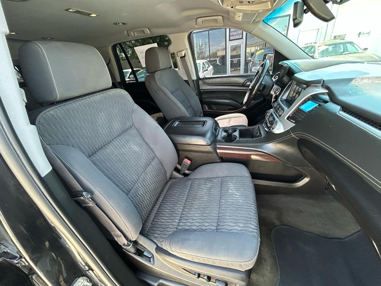 GMC Yukon SLE 4WD 2017