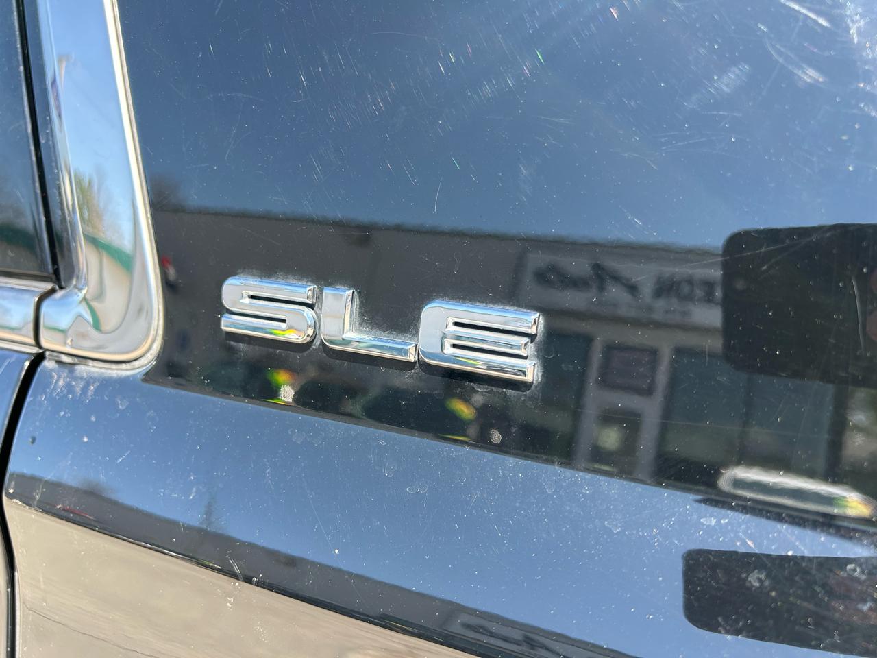 GMC Yukon SLE 4WD 2017