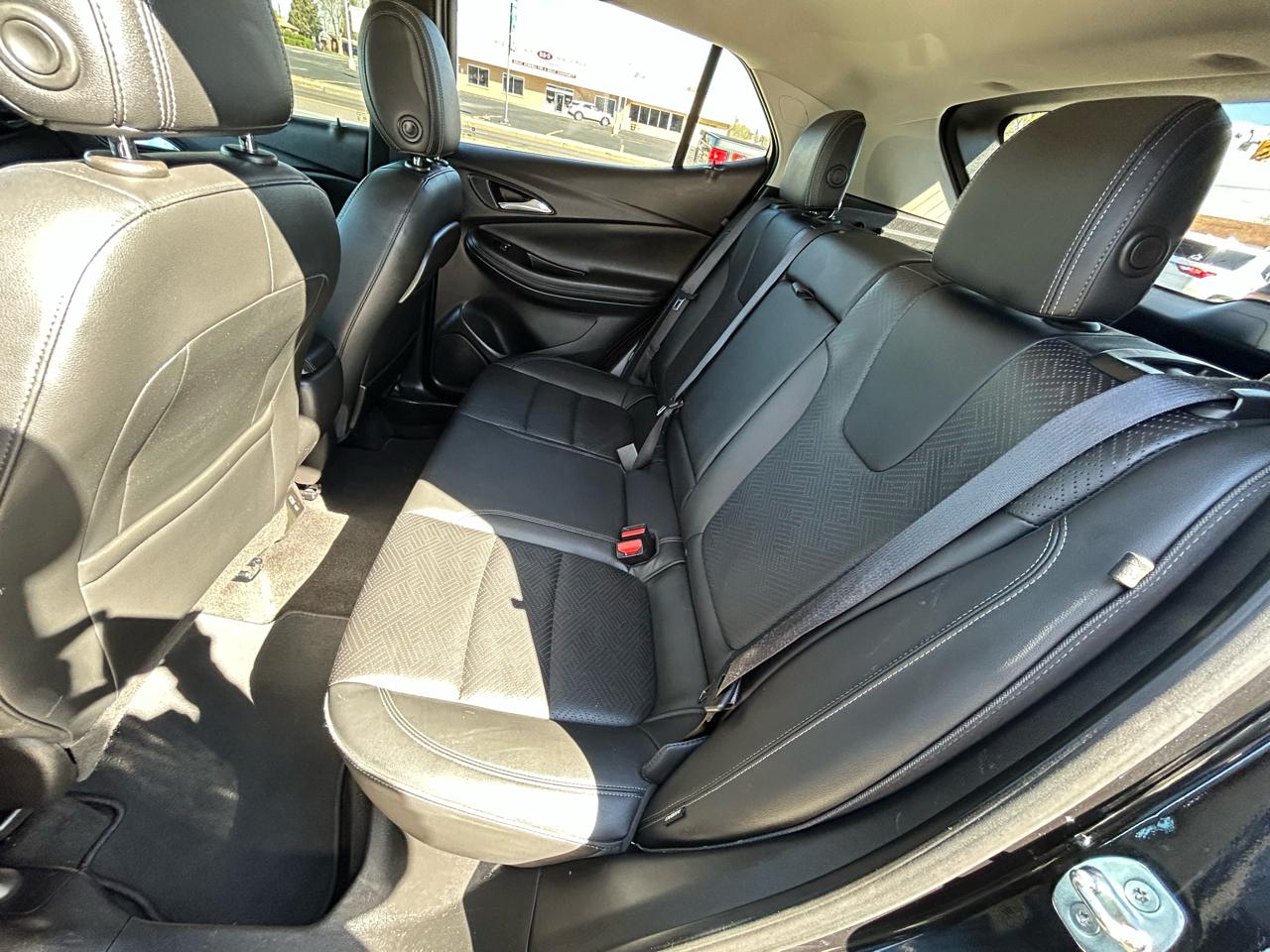 Buick Encore GX Essence AWD 2021