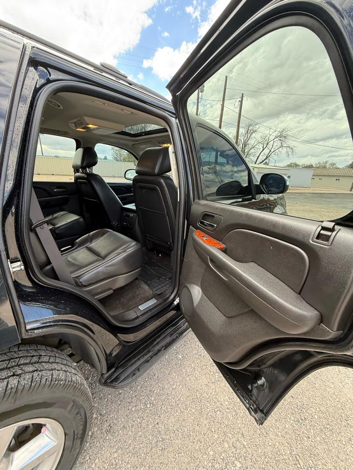 Chevrolet Tahoe LTZ 4WD 2013