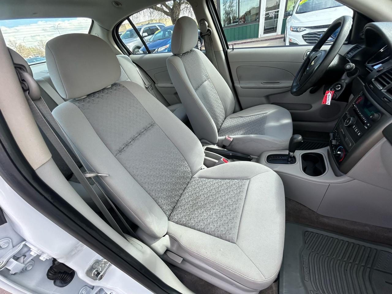 Chevrolet Cobalt LS Sedan 2008