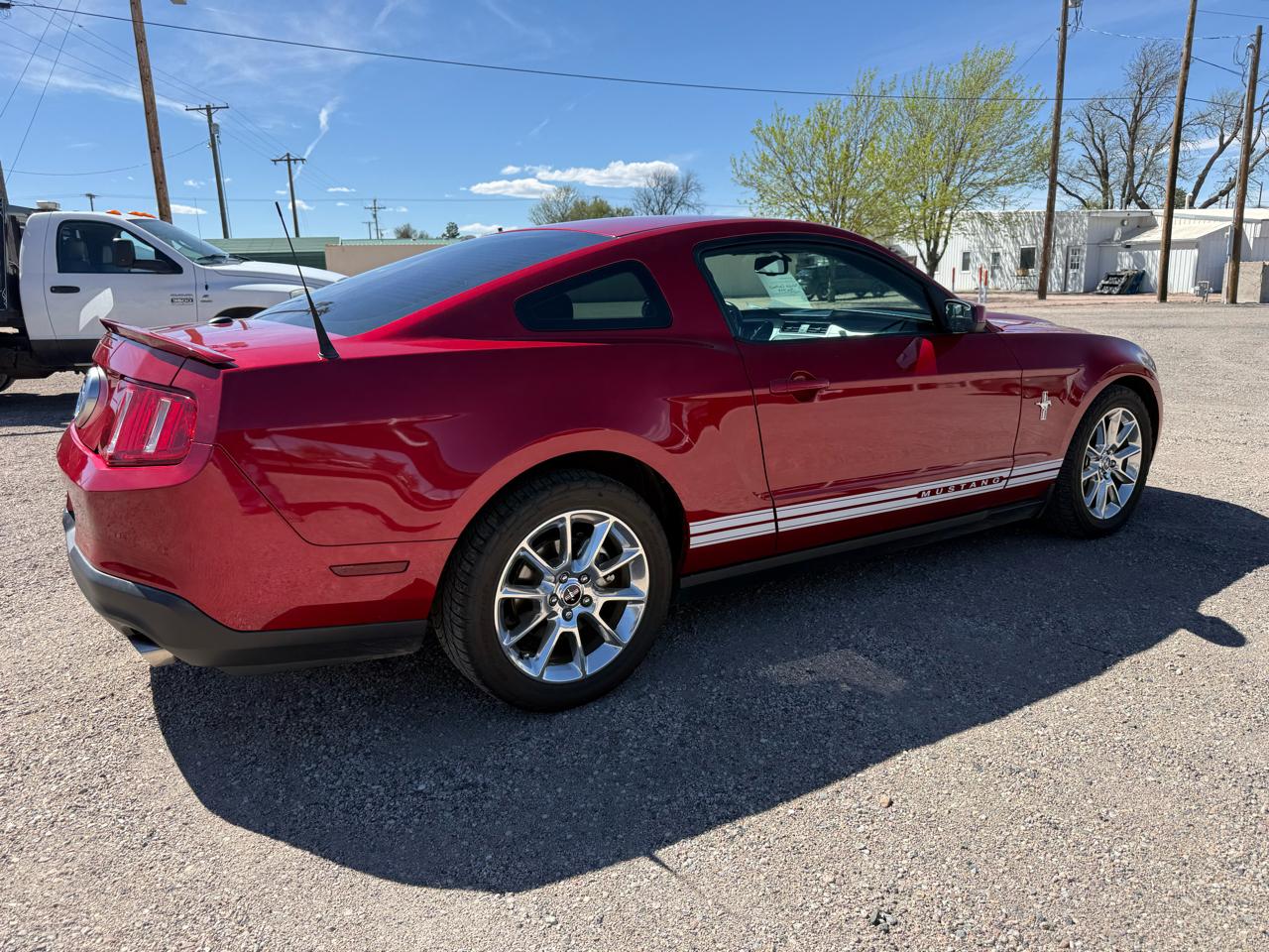 Ford Mustang V6 Coupe 2011