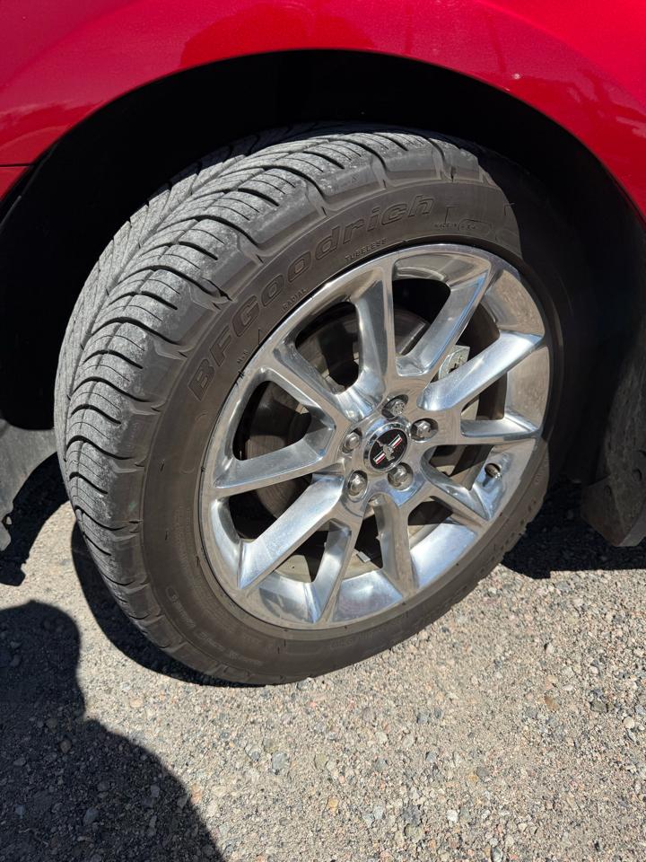 Ford Mustang V6 Coupe 2011