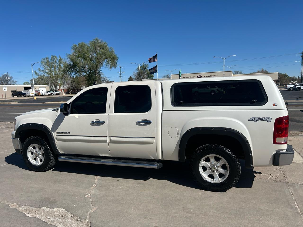 GMC Sierra 1500 SLT Crew Cab 4WD 2010