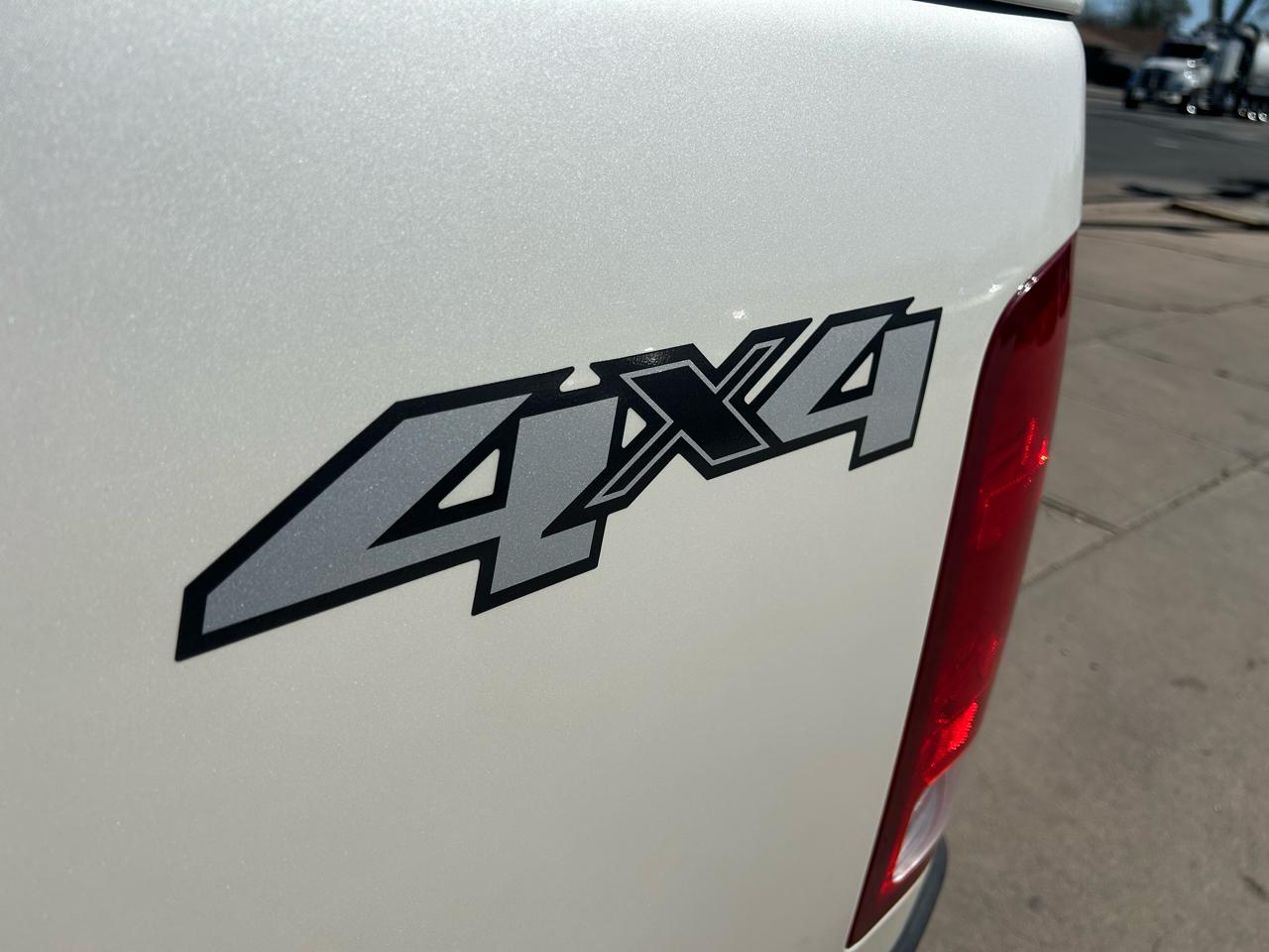 GMC Sierra 1500 SLT Crew Cab 4WD 2010