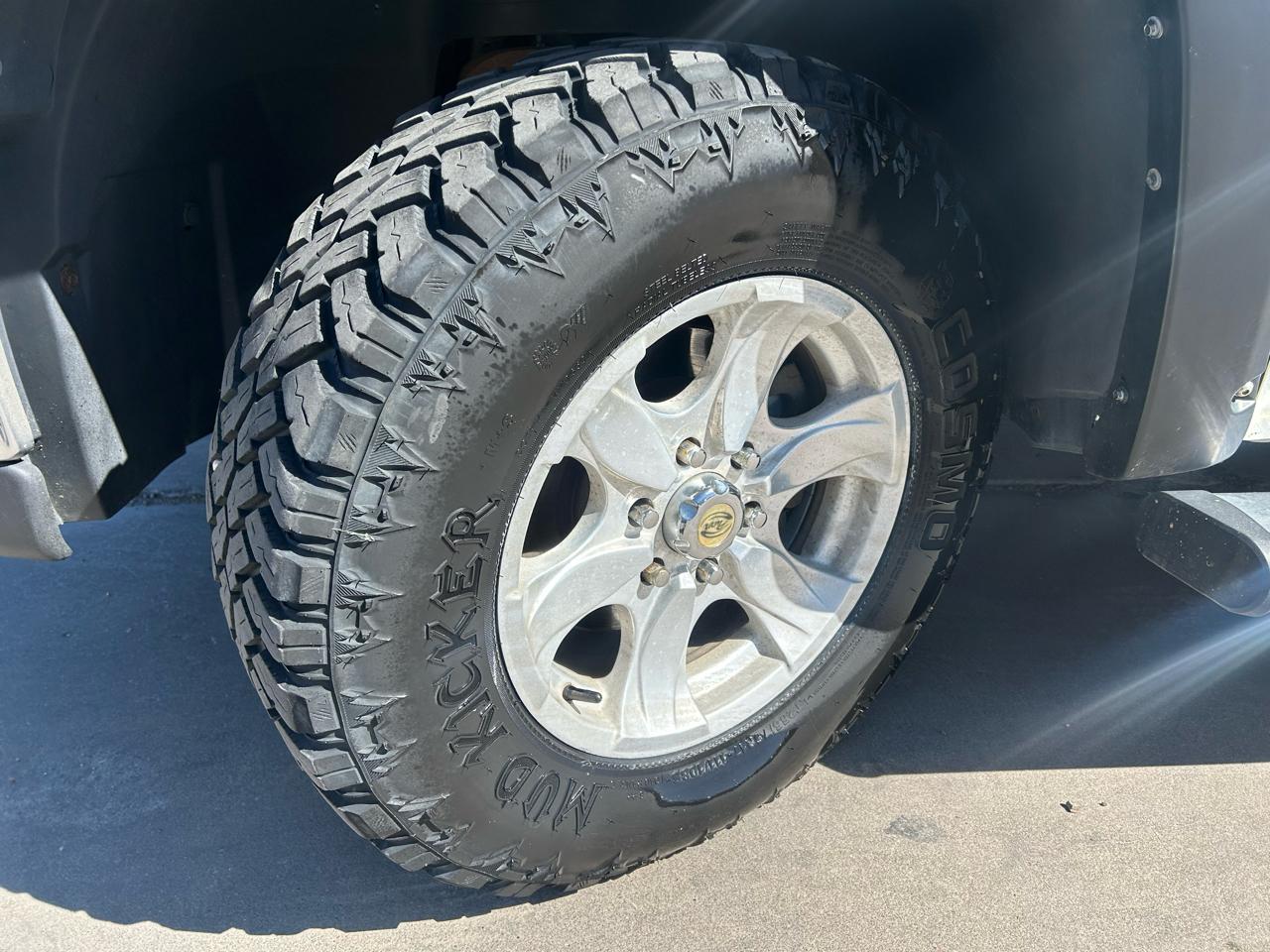 GMC Sierra 1500 SLT Crew Cab 4WD 2010