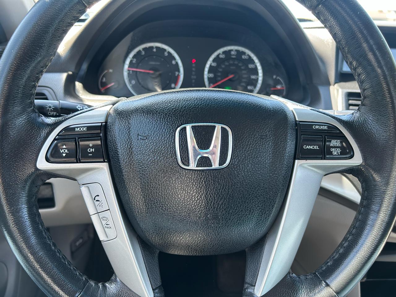 Honda Accord EX-L Sedan AT 2010
