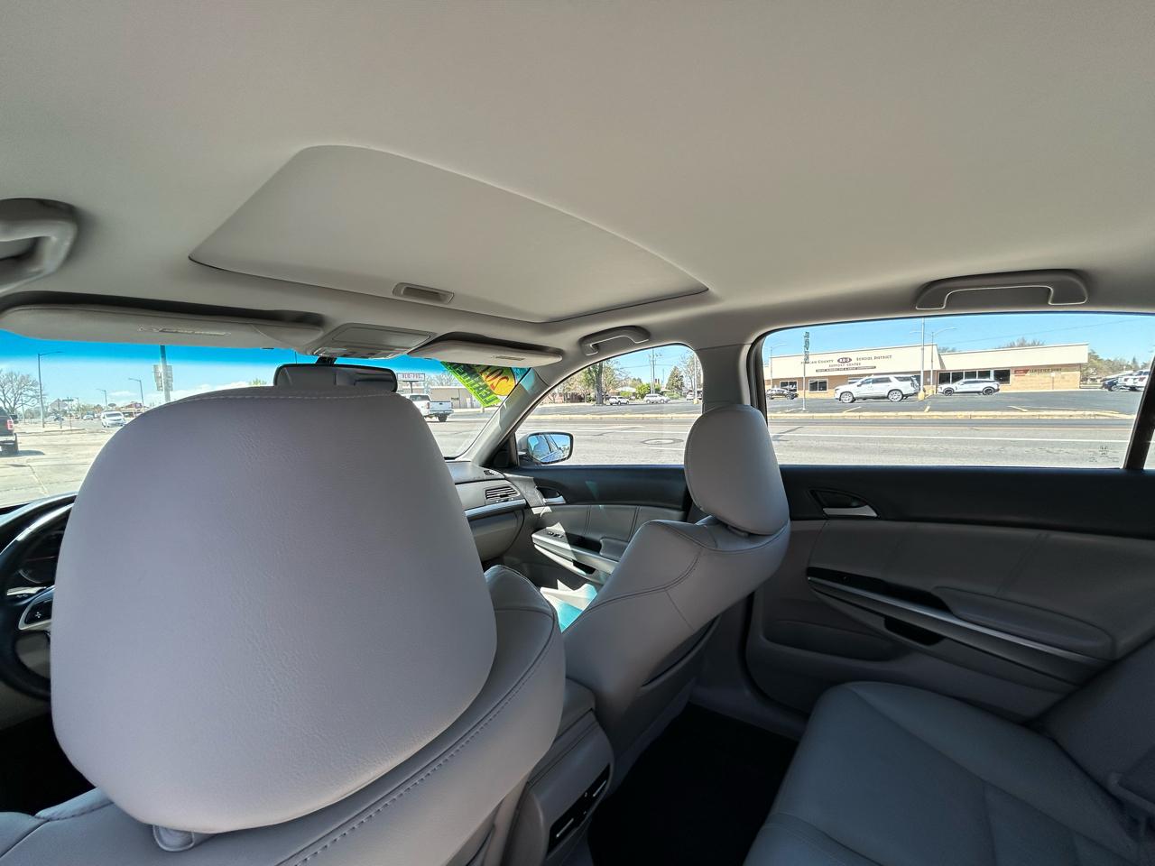 Honda Accord EX-L Sedan AT 2010