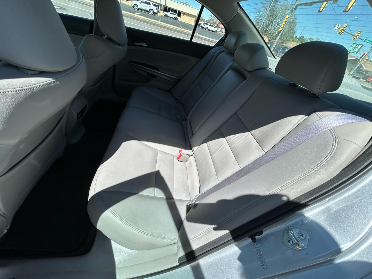 Honda Accord EX-L Sedan AT 2010