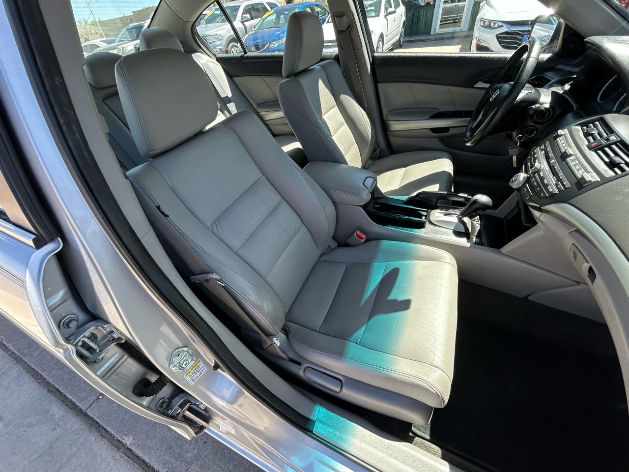 Honda Accord EX-L Sedan AT 2010