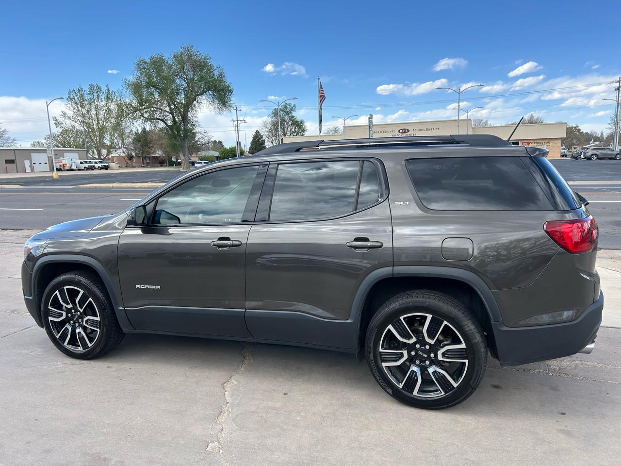 GMC Acadia SLT-1 FWD 2019