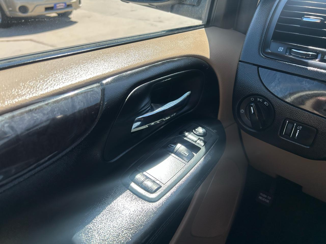 Dodge Grand Caravan SE 2015