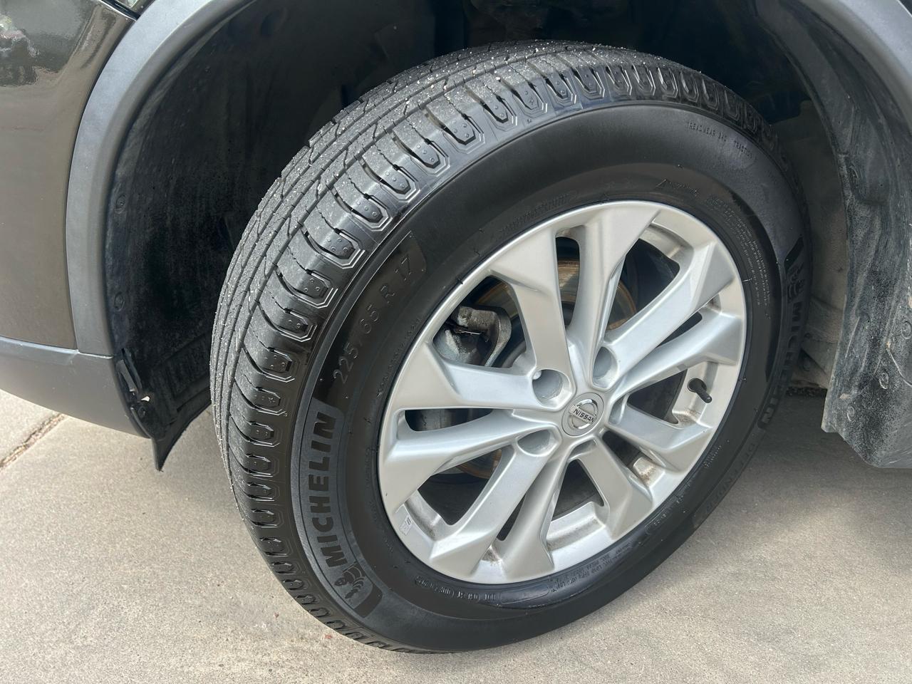 Nissan Rogue SV AWD 2016