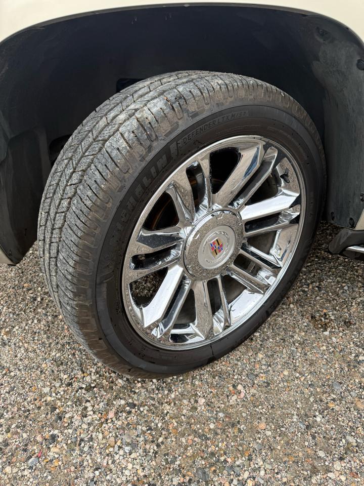 Cadillac Escalade EXT Sport Utility Truck 2007