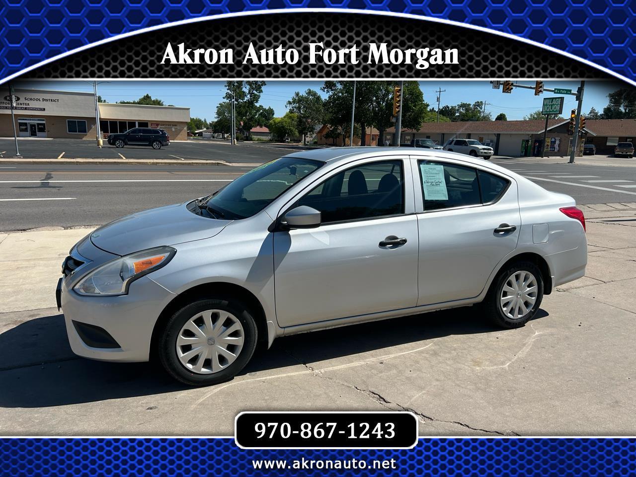 2017 Nissan Versa 1.6 S 5M
