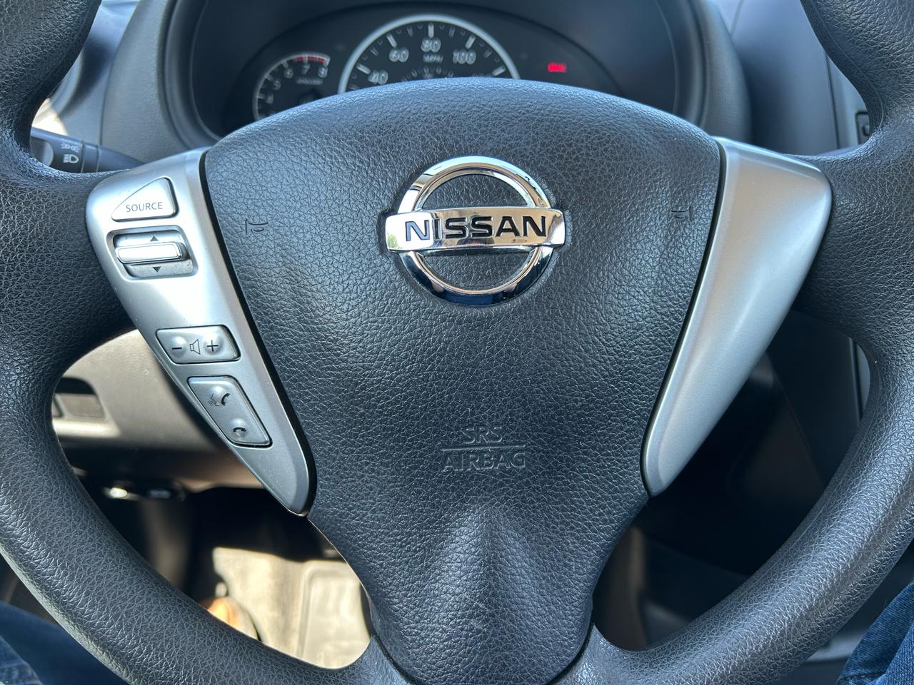 Nissan Versa 1.6 S 5M 2017