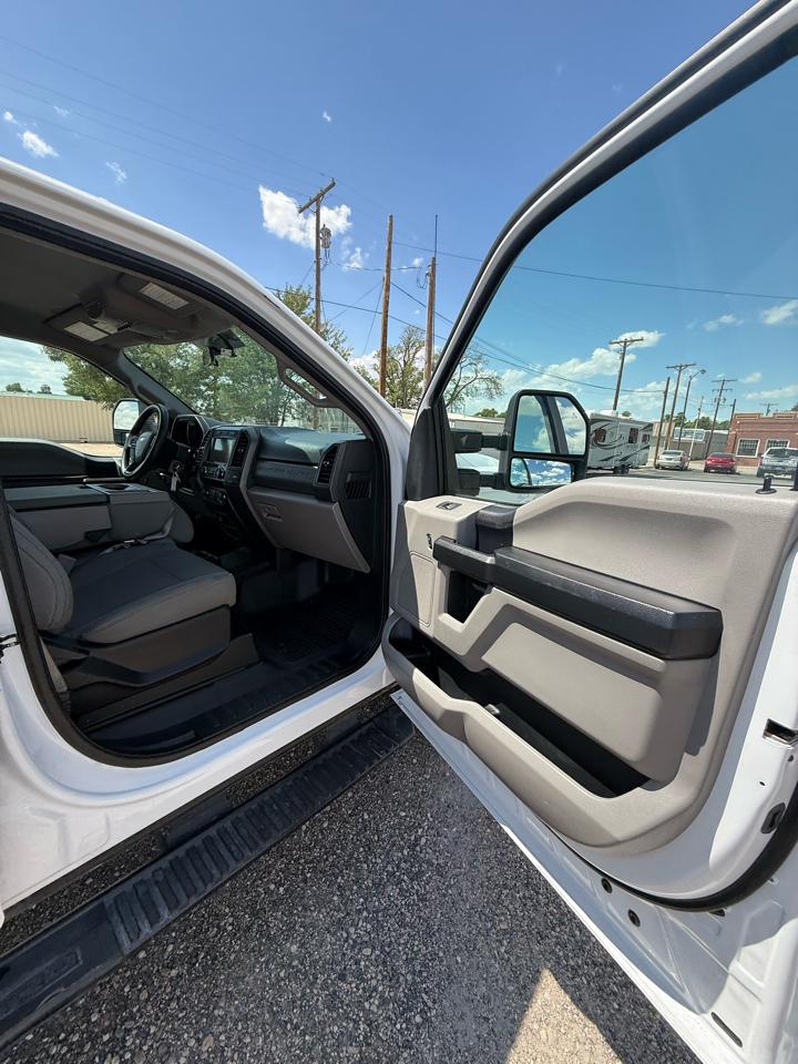 Ford F-250 SD XL Crew Cab 4WD 2019