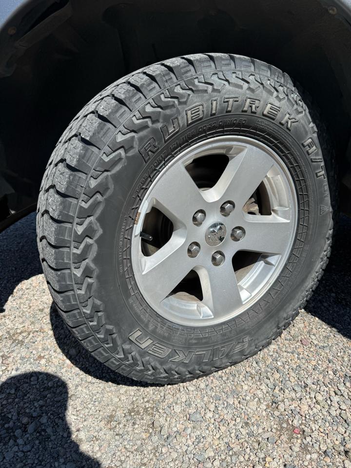 Dodge Ram 1500 SLT Crew Cab 4WD 2009