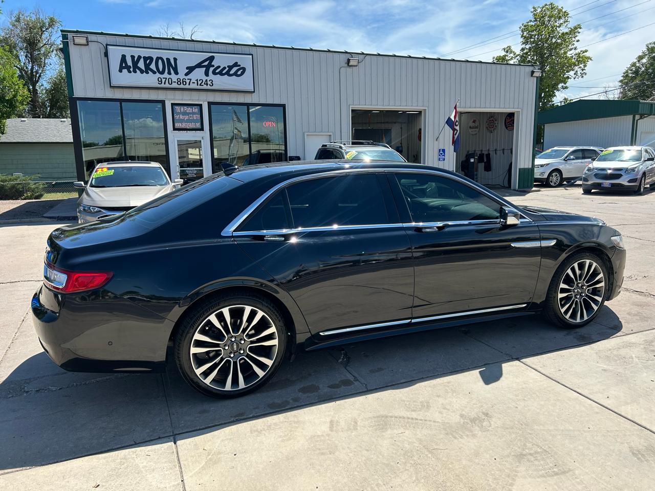 Lincoln Continental Reserve AWD 2019