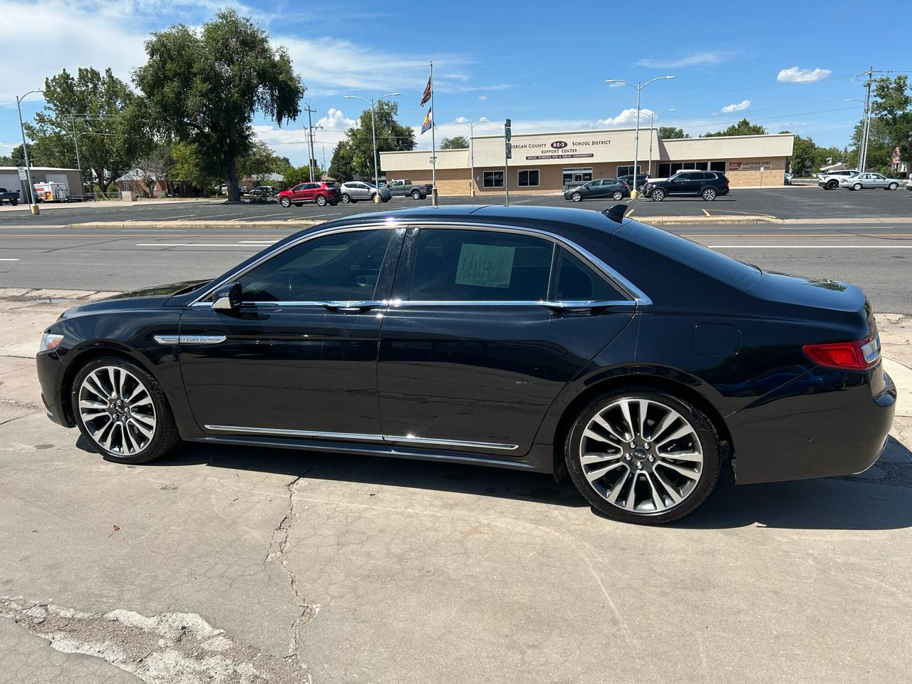 Lincoln Continental Reserve AWD 2019