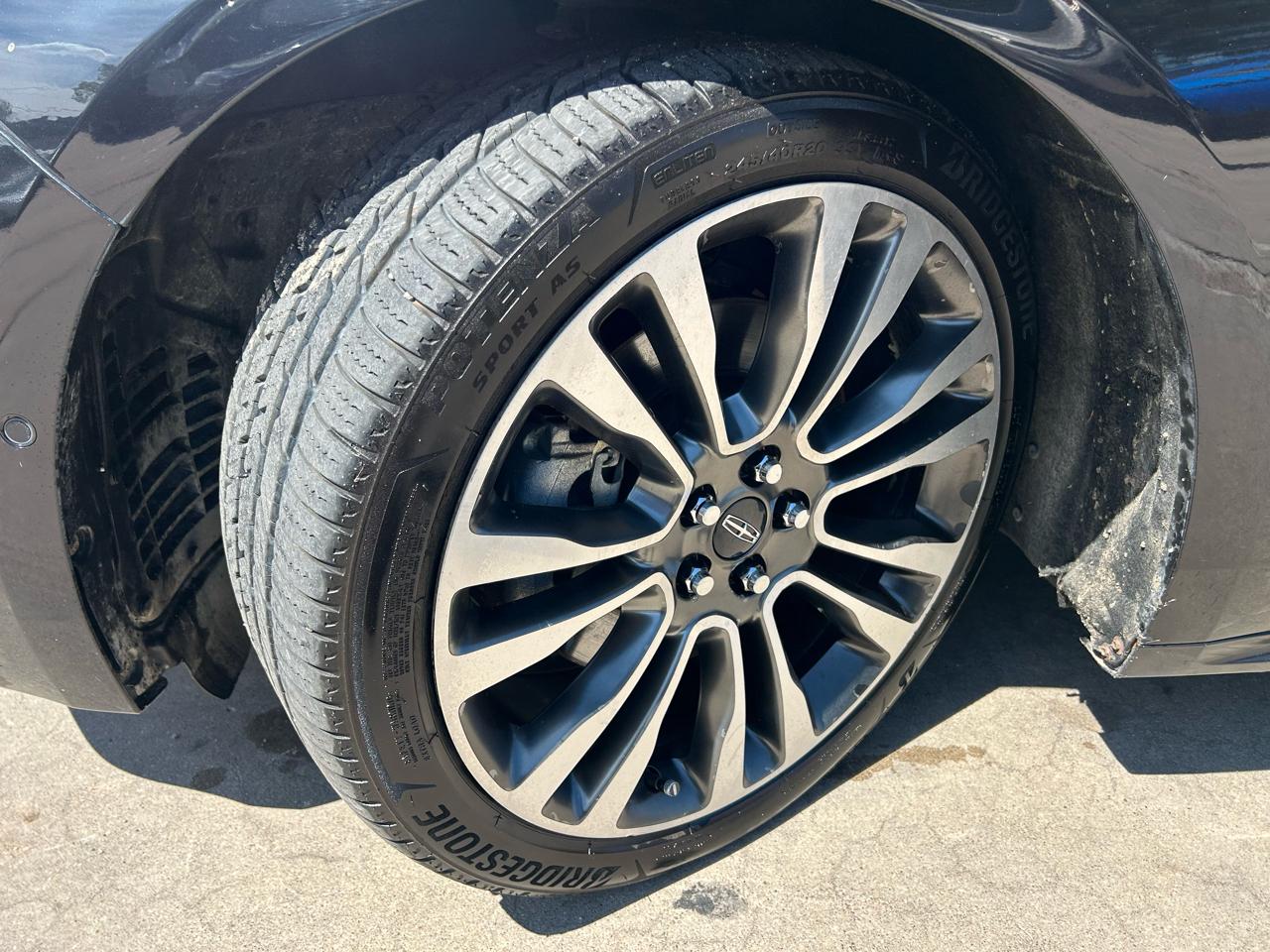 Lincoln Continental Reserve AWD 2019