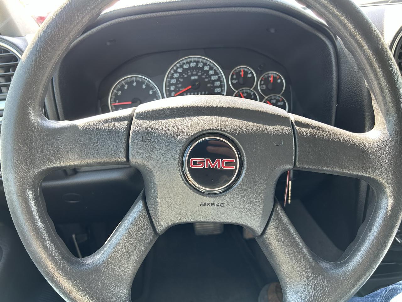 GMC Envoy SLE-1 4WD 2007