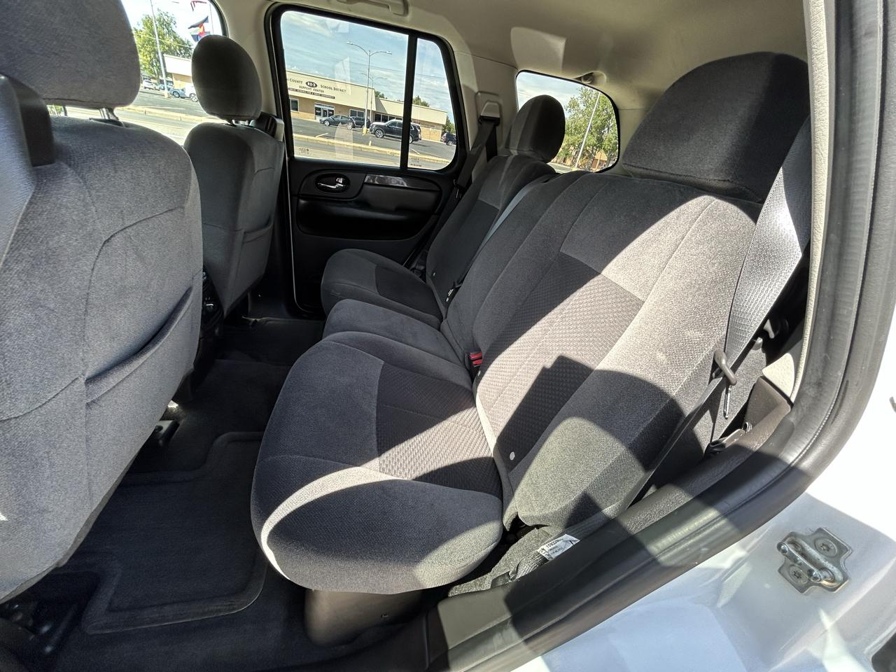 GMC Envoy SLE-1 4WD 2007