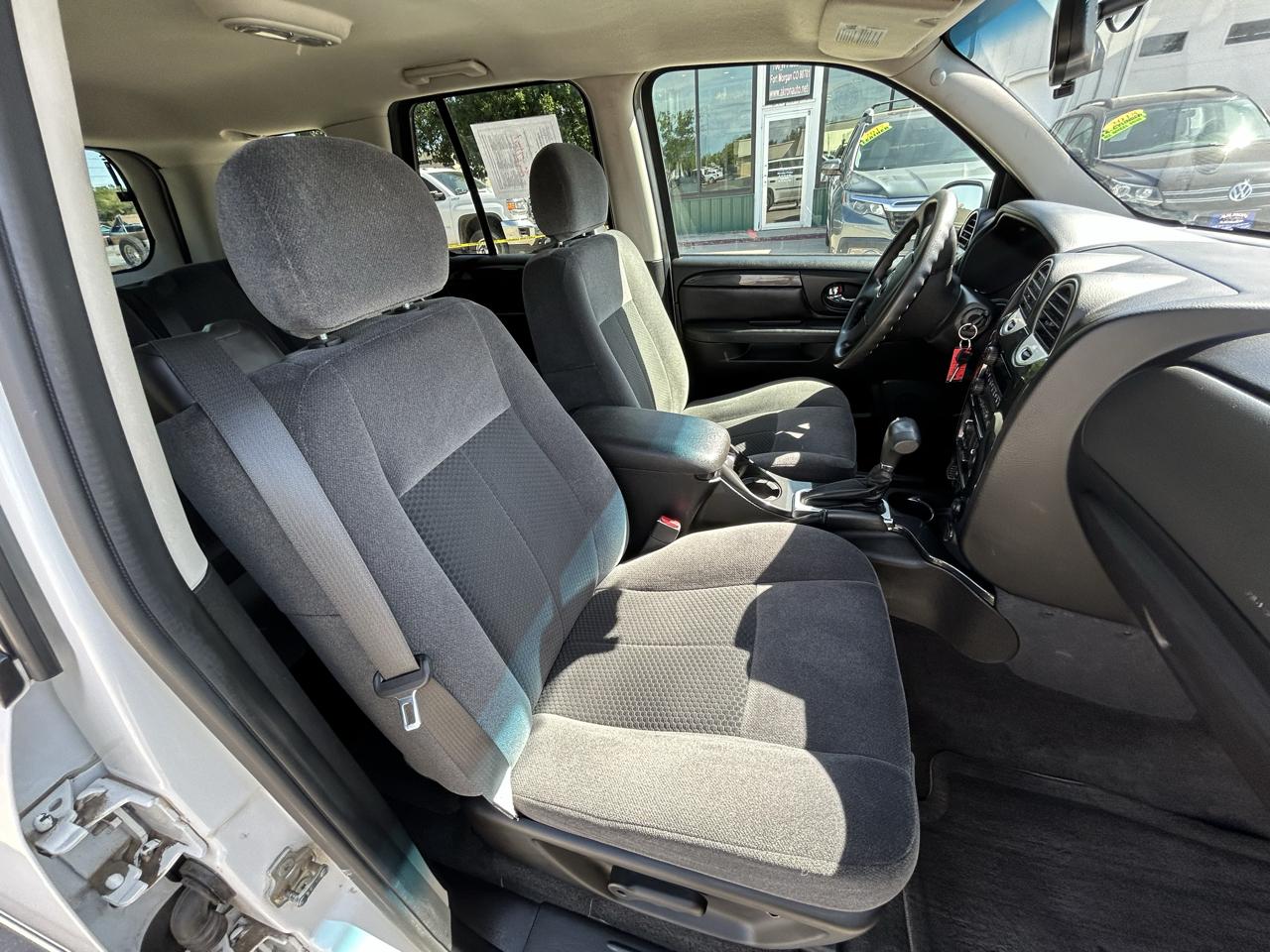 GMC Envoy SLE-1 4WD 2007
