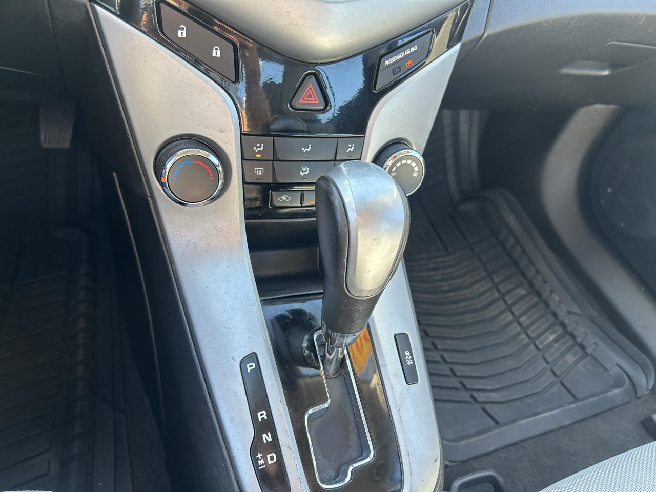 Chevrolet Cruze 1LT Auto 2013