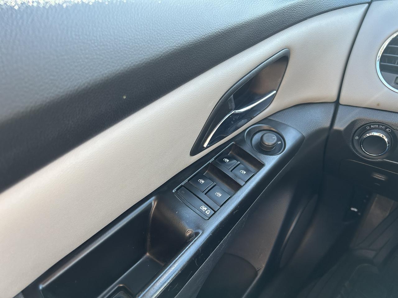 Chevrolet Cruze 1LT Auto 2013
