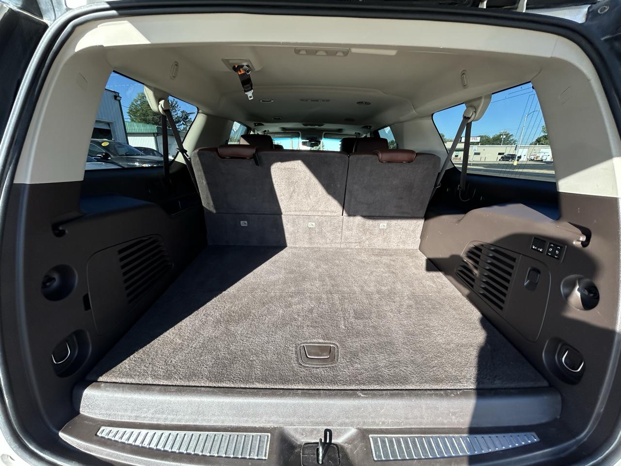 Chevrolet Suburban 4WD 4dr LTZ 2015